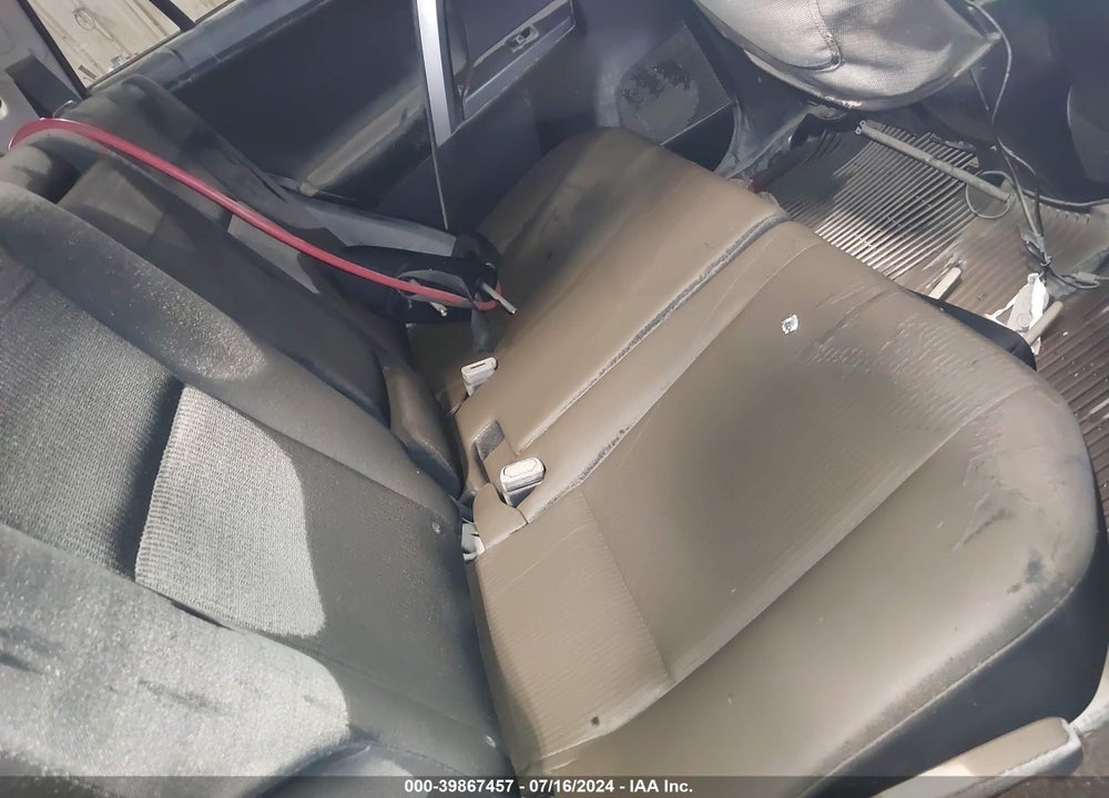 2018 TOYOTA RAV4 LE VIN: JTMBFREV0JJ176221