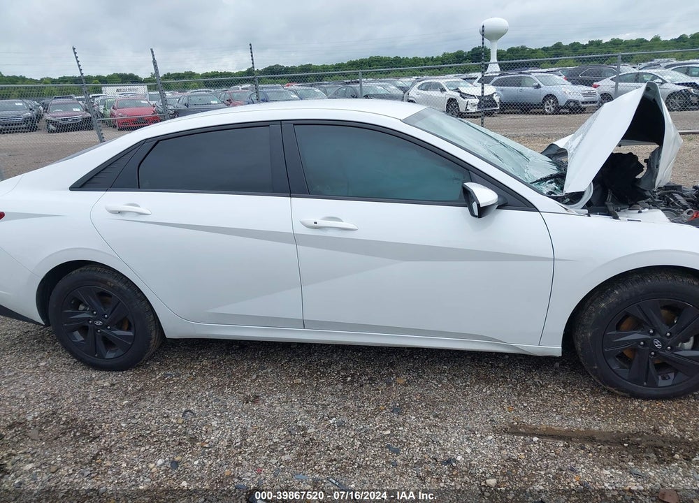 2021 HYUNDAI ELANTRA SEL VIN: 5NPLS4AG7MH032205