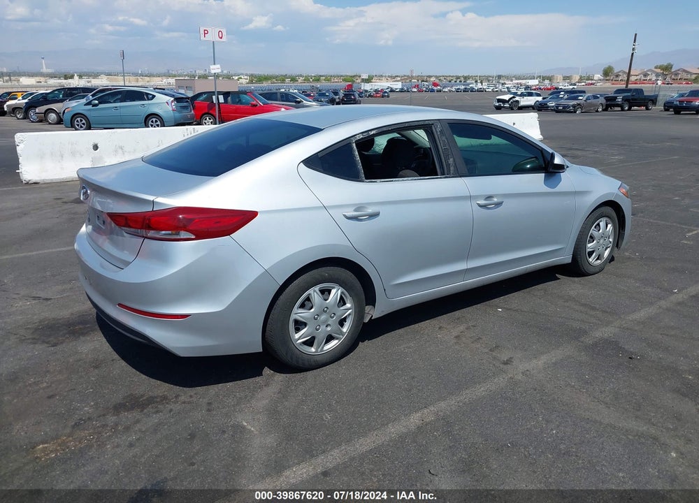 2018 HYUNDAI ELANTRA SE VIN: KMHD74LF5JU609420