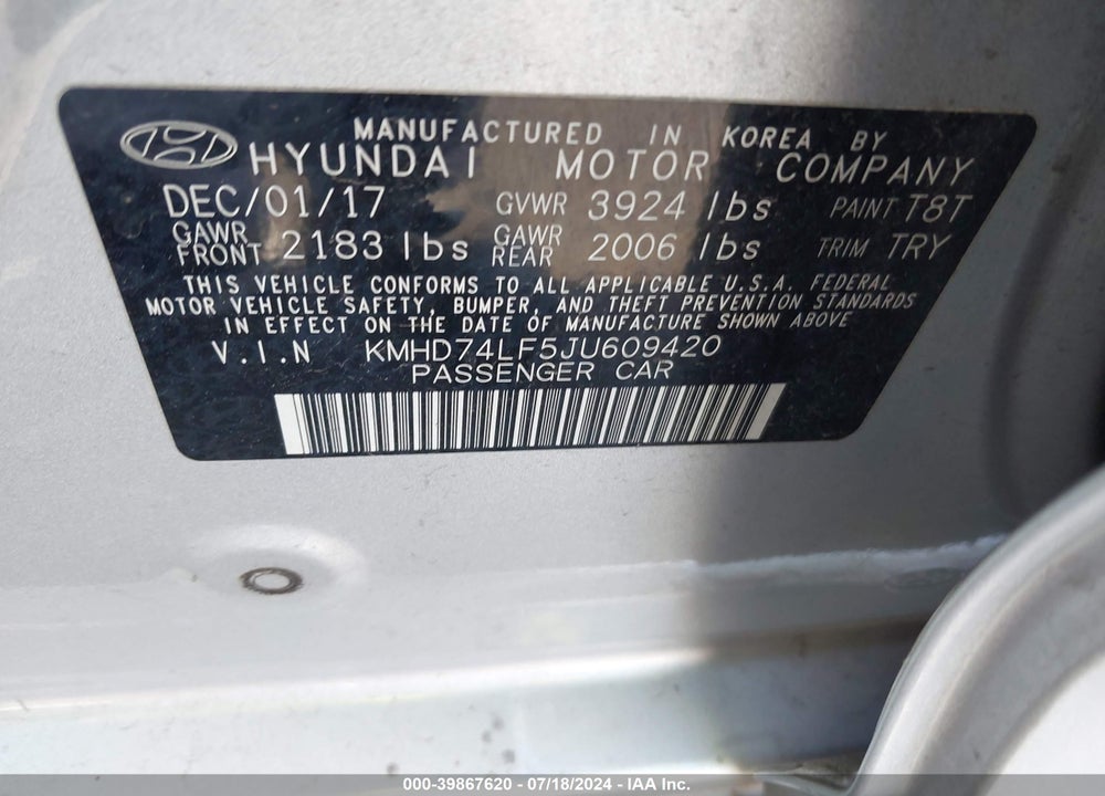 2018 HYUNDAI ELANTRA SE VIN: KMHD74LF5JU609420