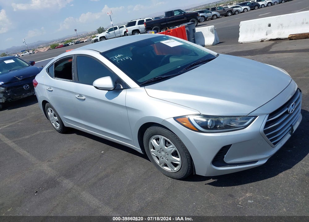2018 HYUNDAI ELANTRA SE VIN: KMHD74LF5JU609420