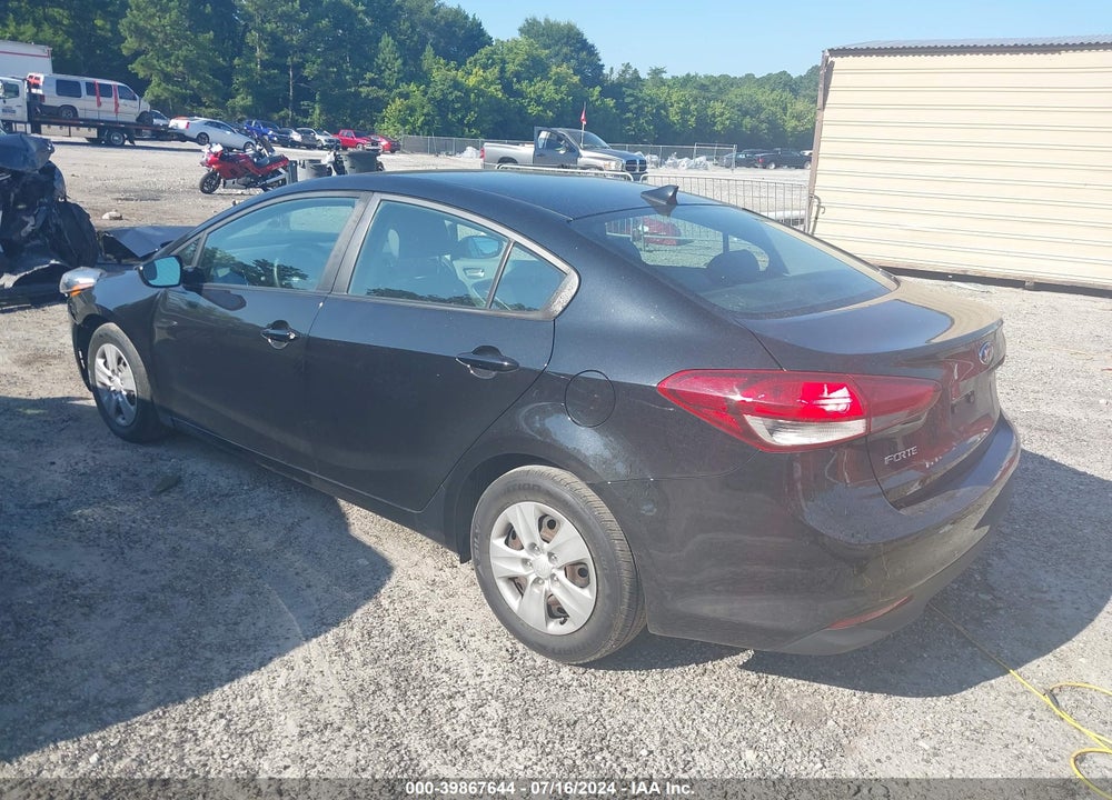 2017 KIA FORTE LX VIN: 3KPFL4A75HE083111