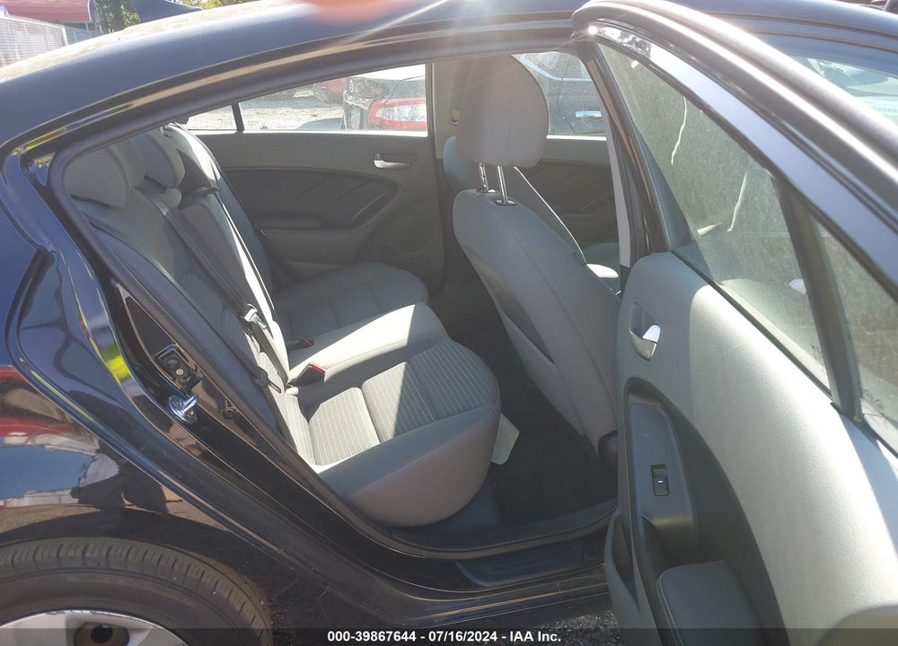 2017 KIA FORTE LX VIN: 3KPFL4A75HE083111