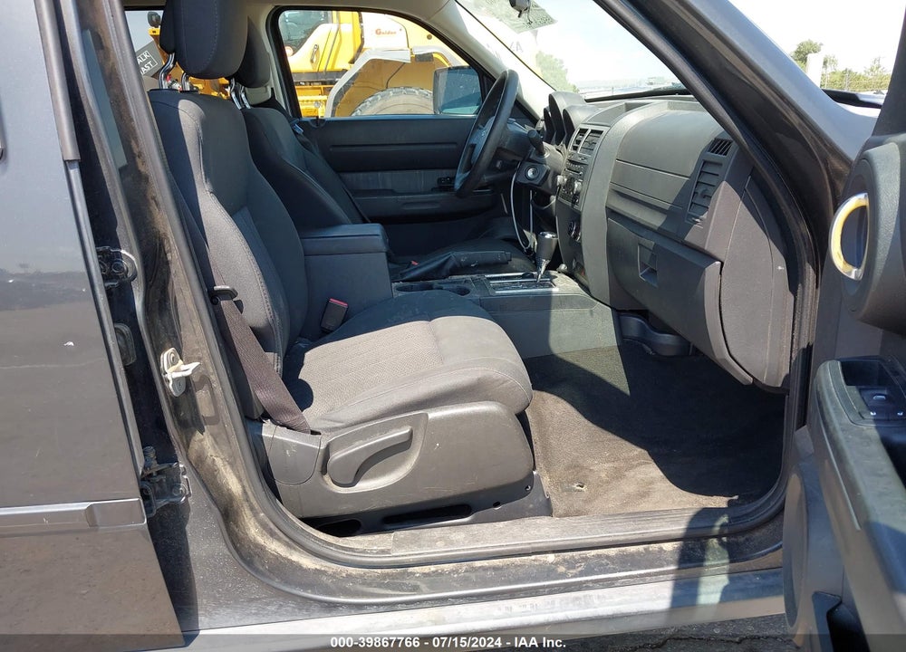 2011 DODGE NITRO HEAT VIN: 1D4PU4GK5BW549620