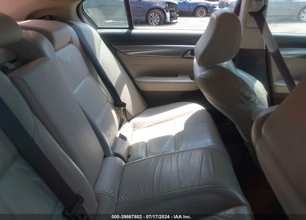 2010 ACURA TL 3.7 VIN: 19UUA9F55AA009005