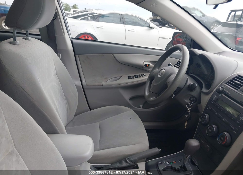 2009 TOYOTA COROLLA LE VIN: 2T1BU40E09C025158