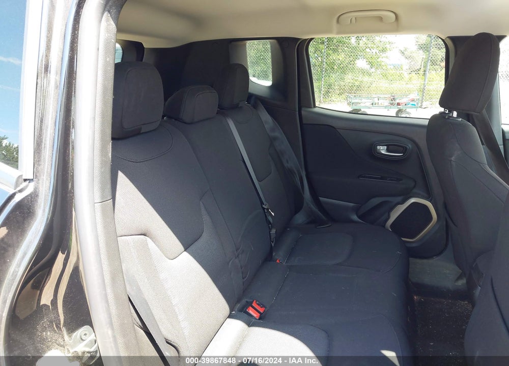 2016 JEEP RENEGADE LATITUDE VIN: ZACCJABT1GPD81109