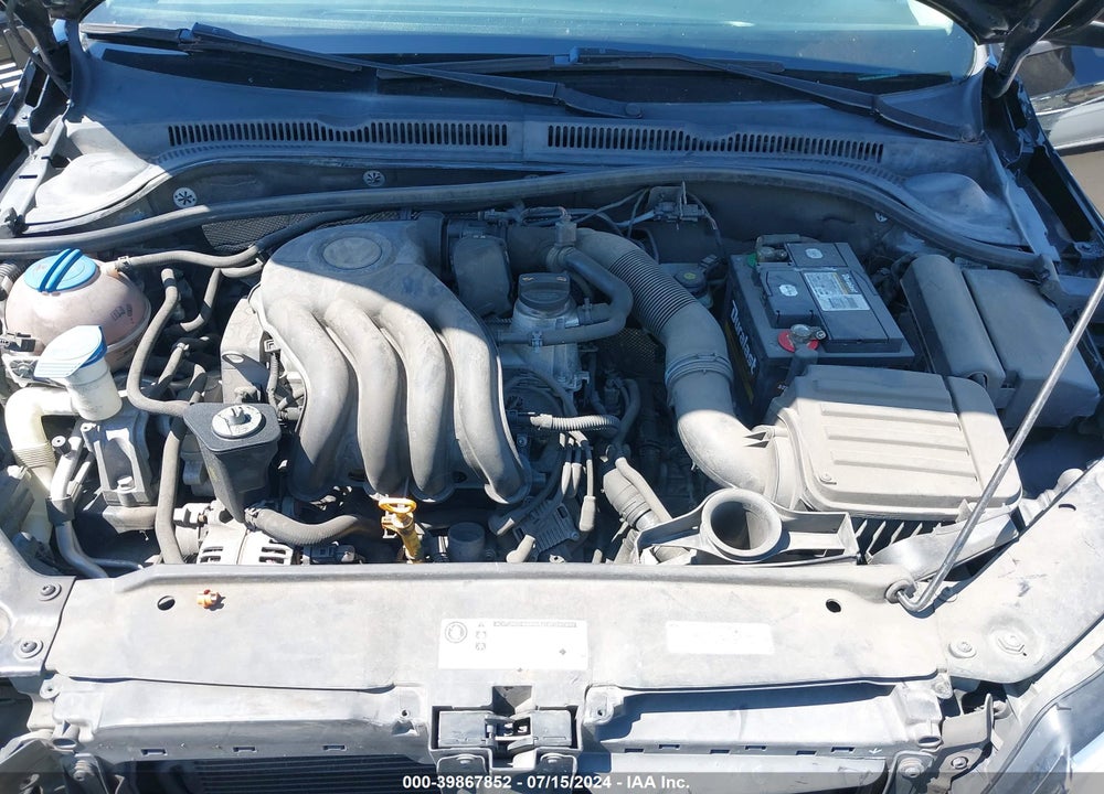 2013 VOLKSWAGEN JETTA 2.0L S VIN: 3VW2K7AJ8DM401699