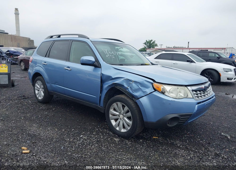 2011 SUBARU FORESTER 2.5X PREMIUM VIN: JF2SHACC2BH780067