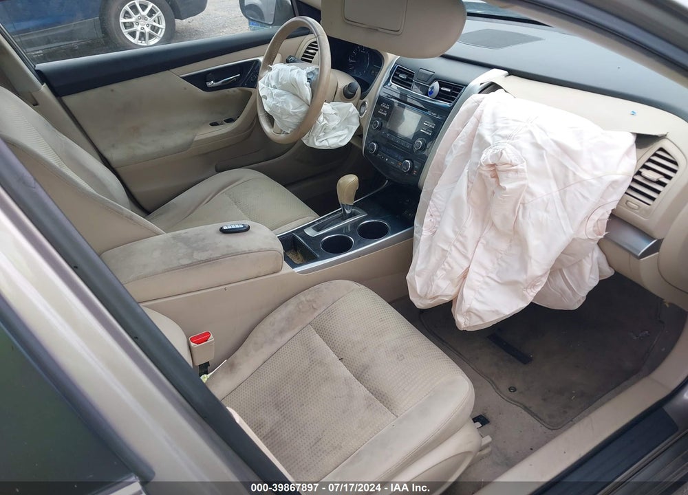2014 NISSAN ALTIMA 2.5 SV VIN: 1N4AL3AP5EC279546