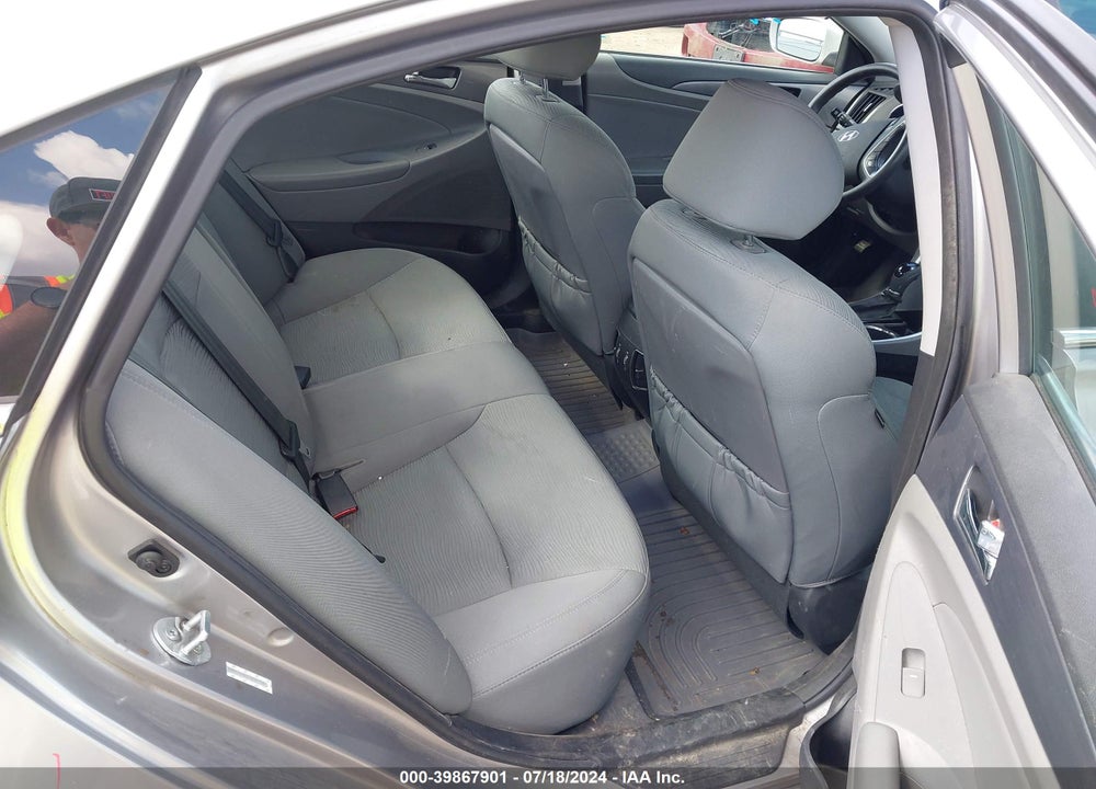 2013 HYUNDAI SONATA HYBRID VIN: KMHEC4A40DA087156