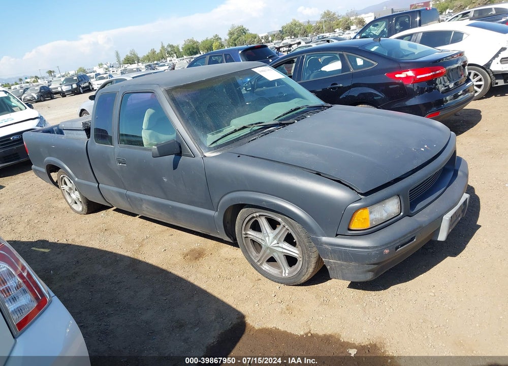 1996 GMC SONOMA VIN: 1GTCS1948T8502599