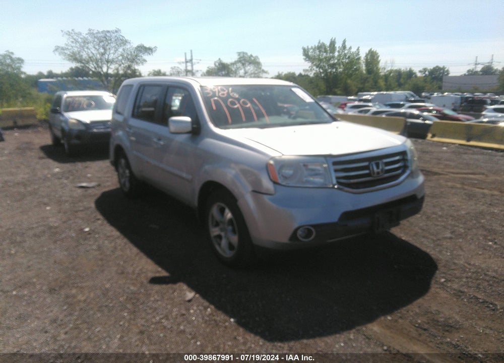 2015 HONDA PILOT EX-L VIN: 5FNYF4H58FB062698