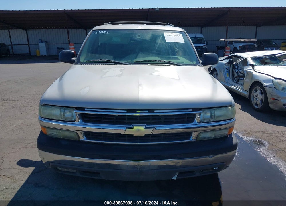 2004 CHEVROLET TAHOE LS VIN: 1GNEC13V14J320431