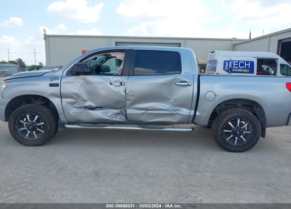 2011 TOYOTA TUNDRA LIMITED 5.7L V8 VIN: 5TFFY5F19BX104836