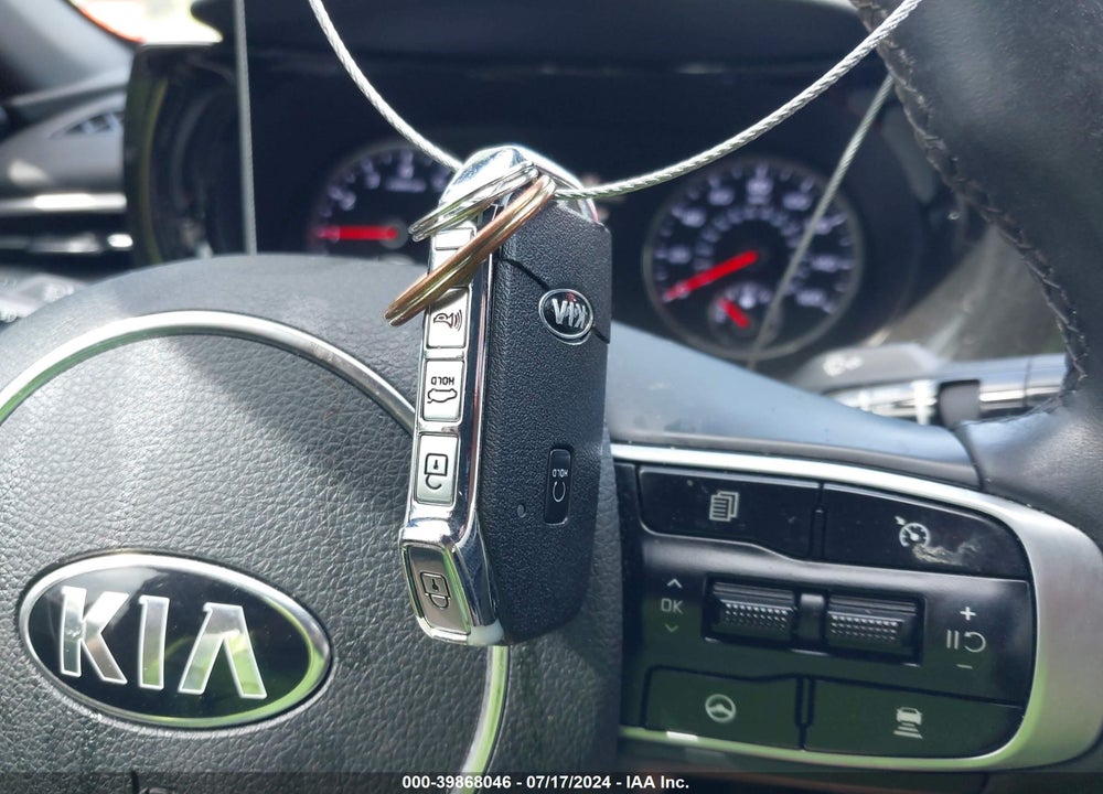 2021 KIA K5 VIN: 5XXG64J26MG052483