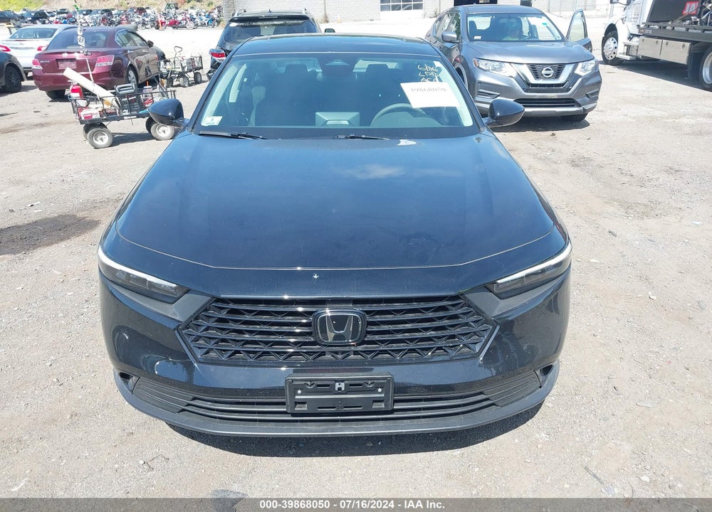 2024 HONDA ACCORD EX VIN: 1HGCY1F37RA061030