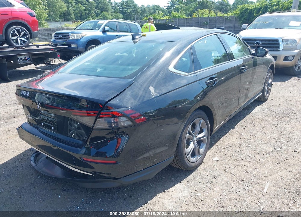 2024 HONDA ACCORD EX VIN: 1HGCY1F37RA061030