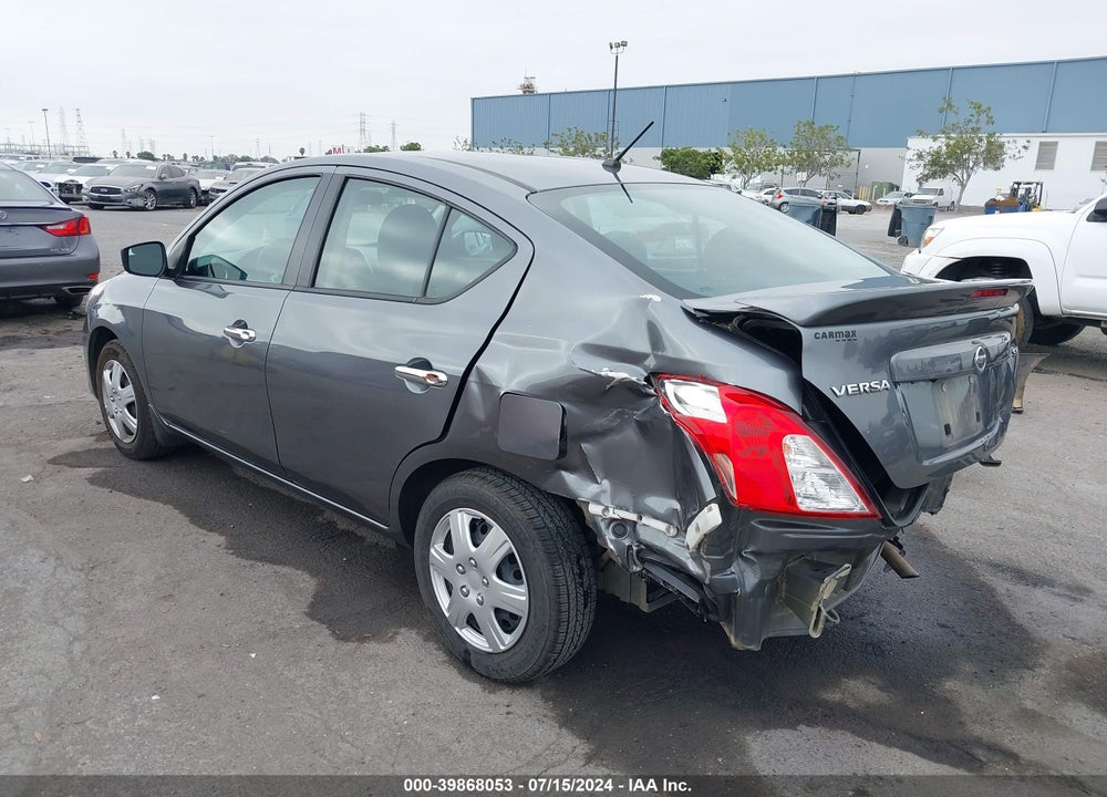 2019 NISSAN VERSA 1.6 SV VIN: 3N1CN7AP7KL881369