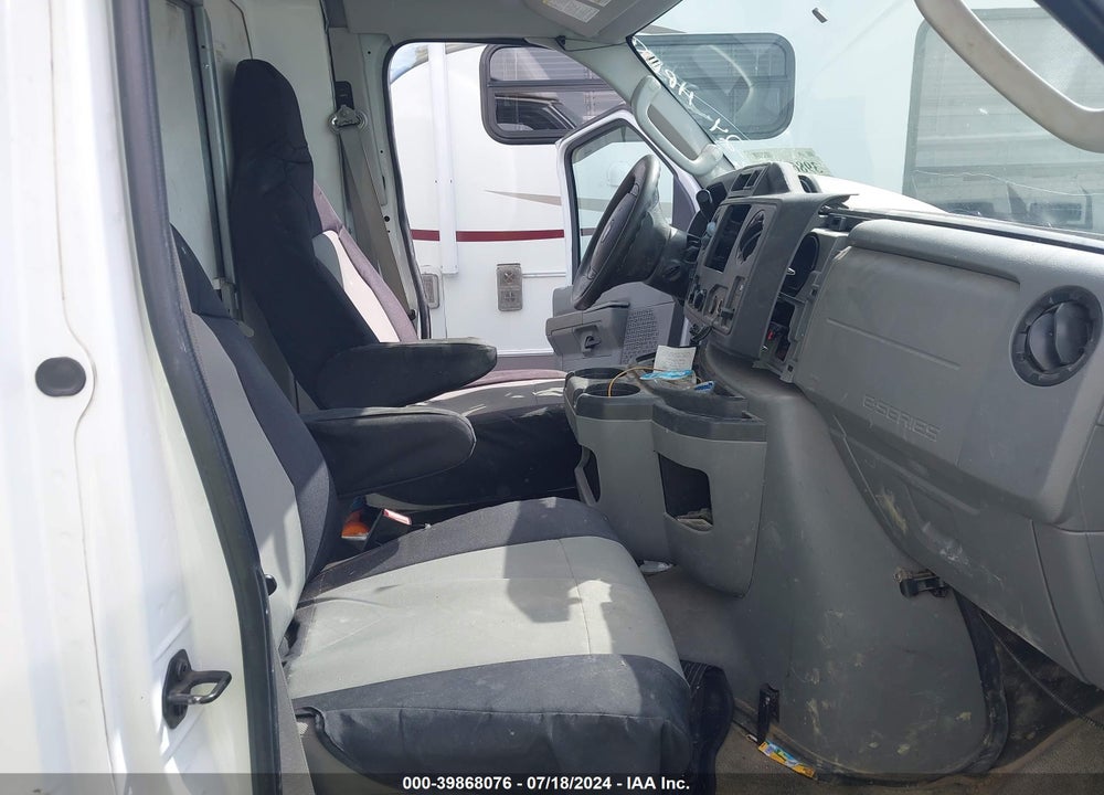 2015 FORD E-350 CUTAWAY VIN: 1FDWE3FL8FDA04194