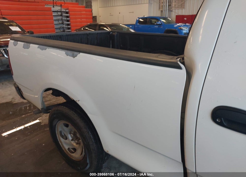 2002 FORD F-150 XL/XLT VIN: 1FTRF17272KC00609