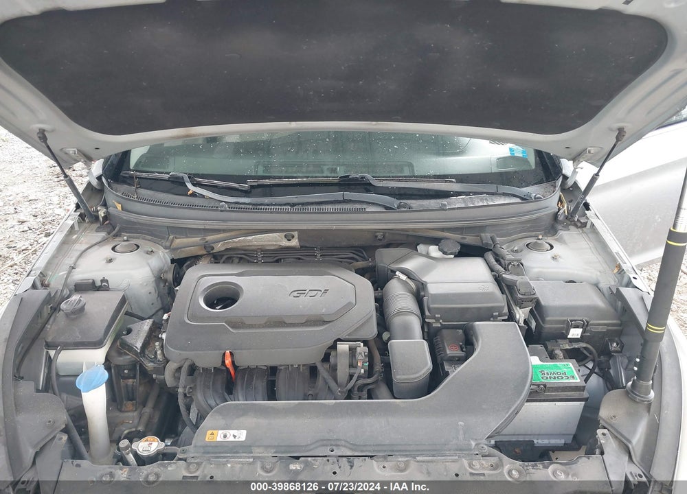 2015 HYUNDAI SONATA SE VIN: 5NPE24AF8FH037206
