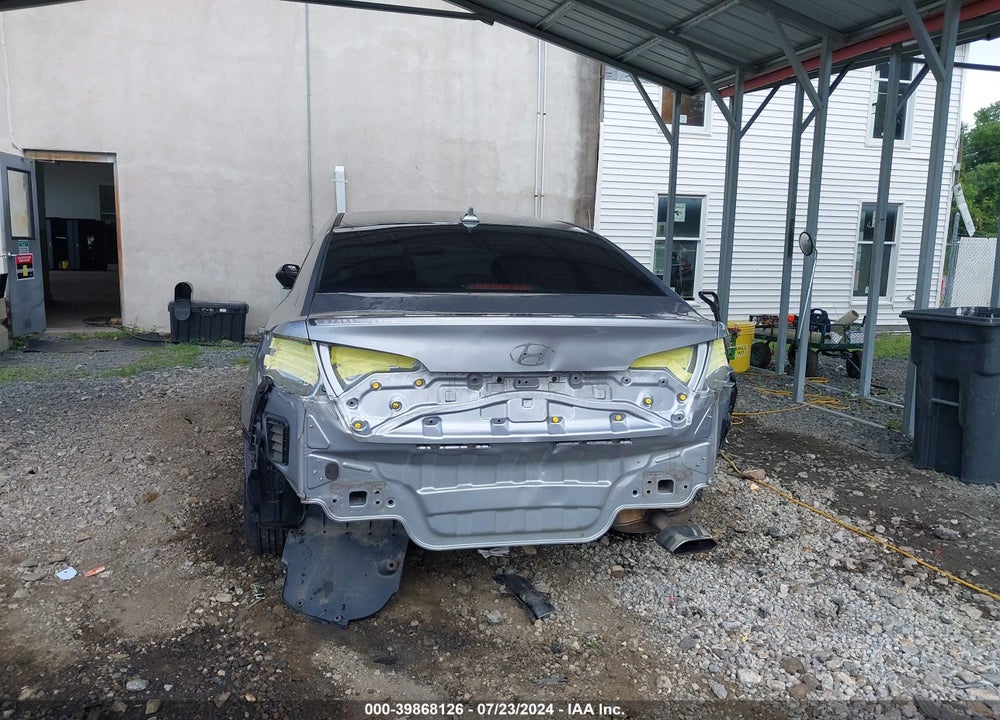 2015 HYUNDAI SONATA SE VIN: 5NPE24AF8FH037206