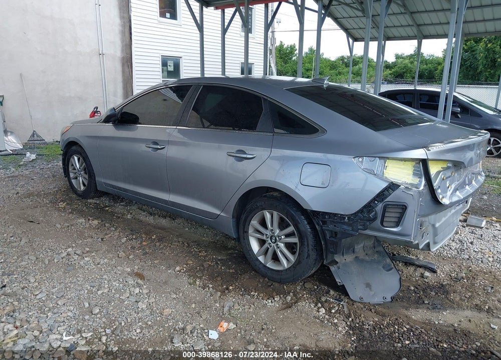 2015 HYUNDAI SONATA SE VIN: 5NPE24AF8FH037206