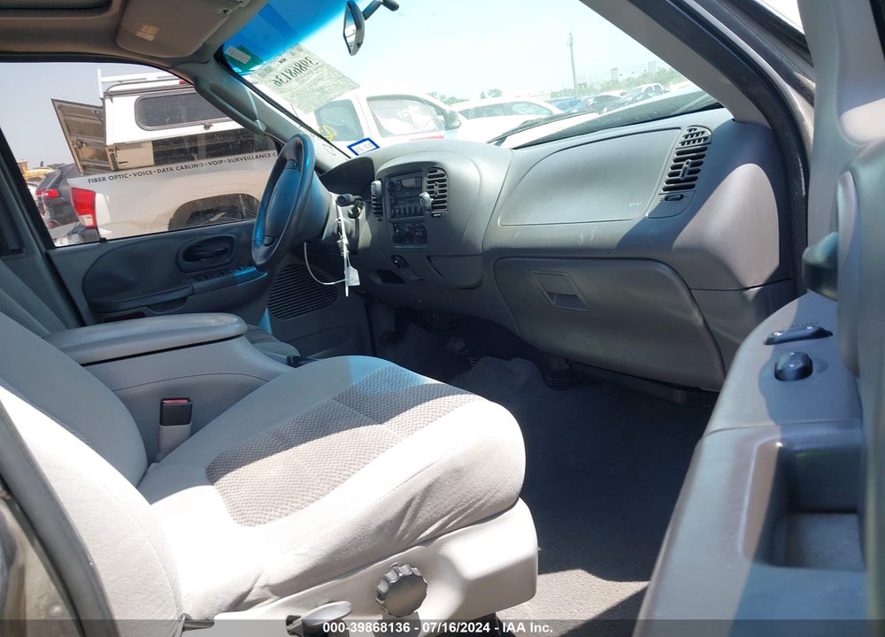 2003 FORD F-150 LARIAT/XLT VIN: 1FTRW07693KD88127