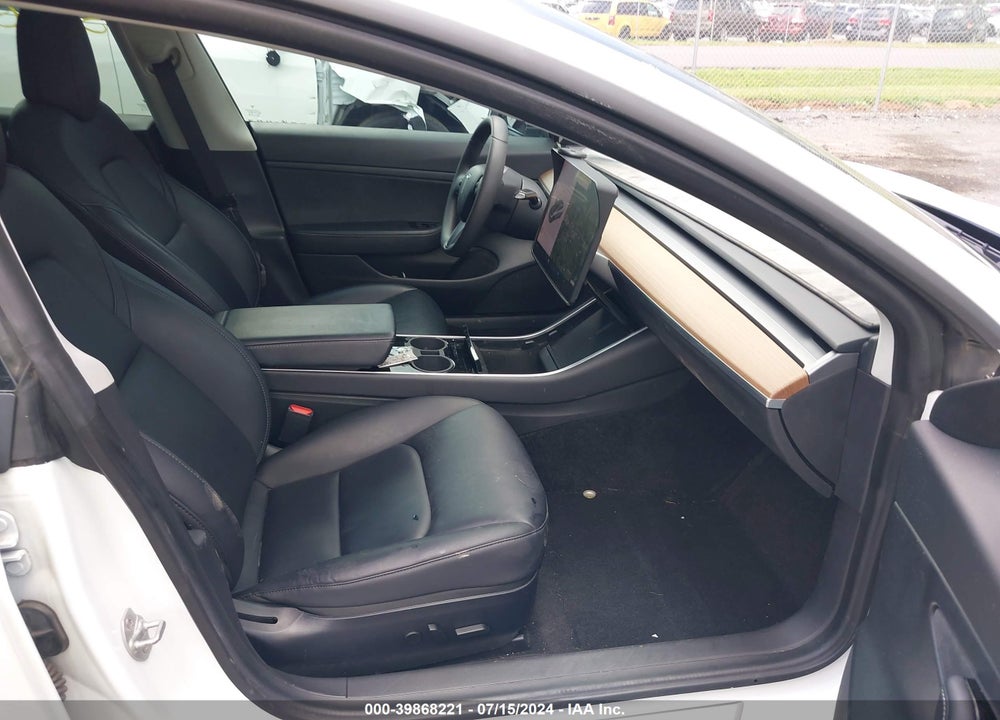 2020 TESLA MODEL 3 STANDARD RANGE PLUS REAR-WHEEL DRIVE/STANDARD RANGE REAR-WHEEL DRIVE VIN: 5YJ3E1EA0LF658705