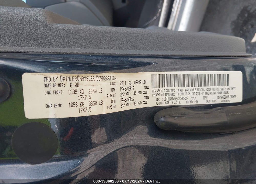 2006 JEEP COMMANDER VIN: 1J8HH48K56C358039