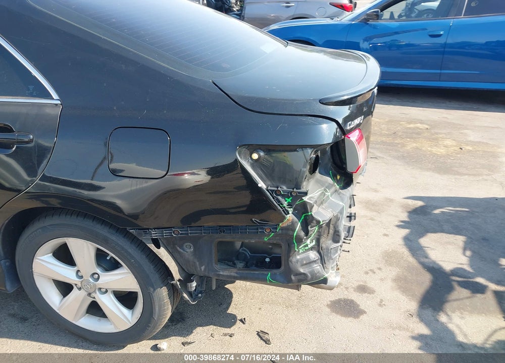 2011 TOYOTA CAMRY SE VIN: 4T1BF3EK1BU165484
