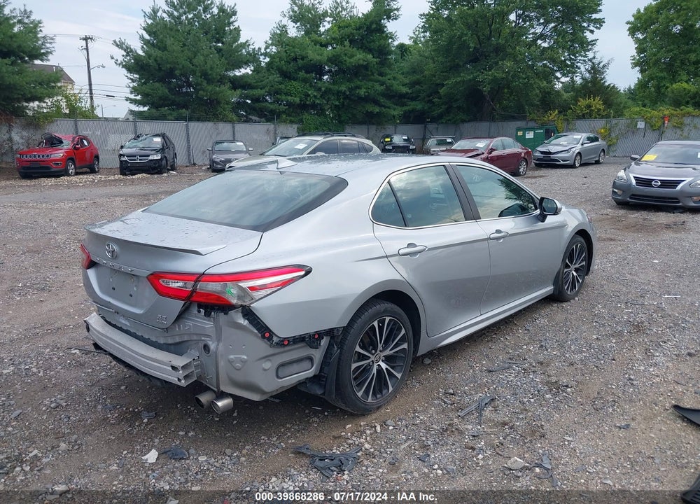 2020 TOYOTA CAMRY SE AWD VIN: 4T1G11BK4LU006196