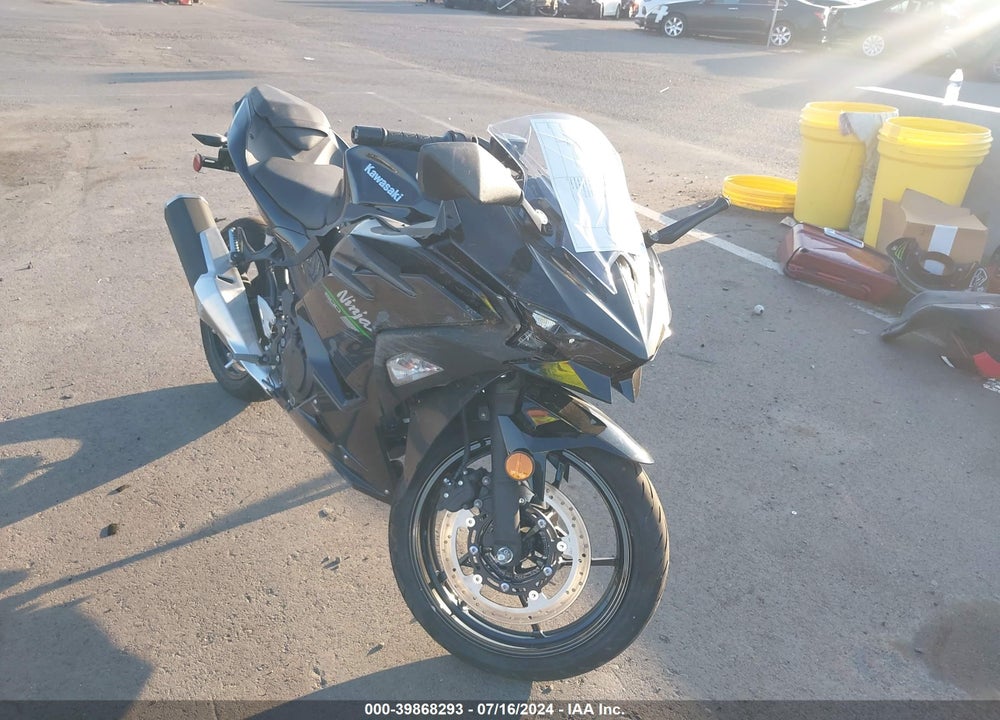 2024 KAWASAKI EX500 H VIN: ML5EXGH17RDA13838