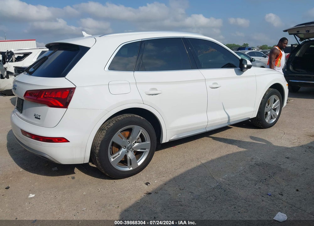 2018 AUDI Q5 VIN: WA1BNAFY5J2019950