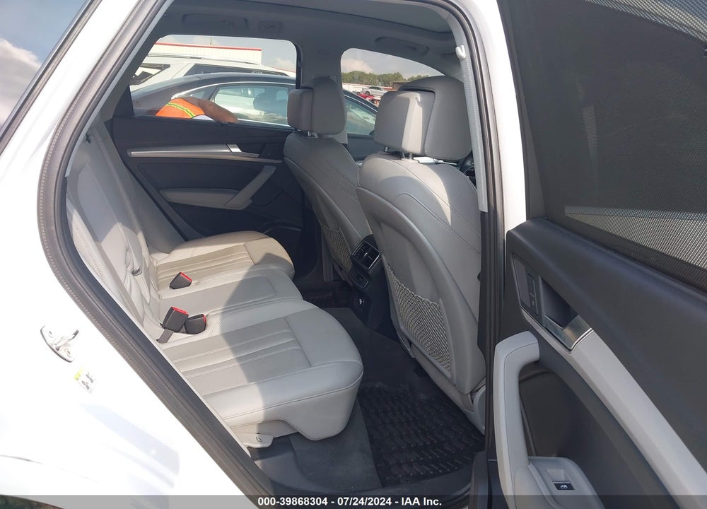 2018 AUDI Q5 VIN: WA1BNAFY5J2019950