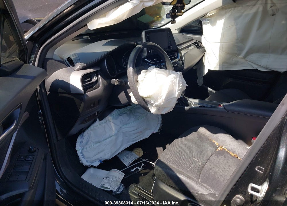 2020 TOYOTA C-HR LE VIN: JTNKHMBX8L1067779