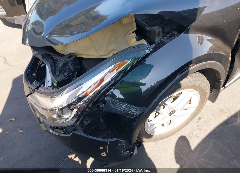 2020 TOYOTA C-HR LE VIN: JTNKHMBX8L1067779