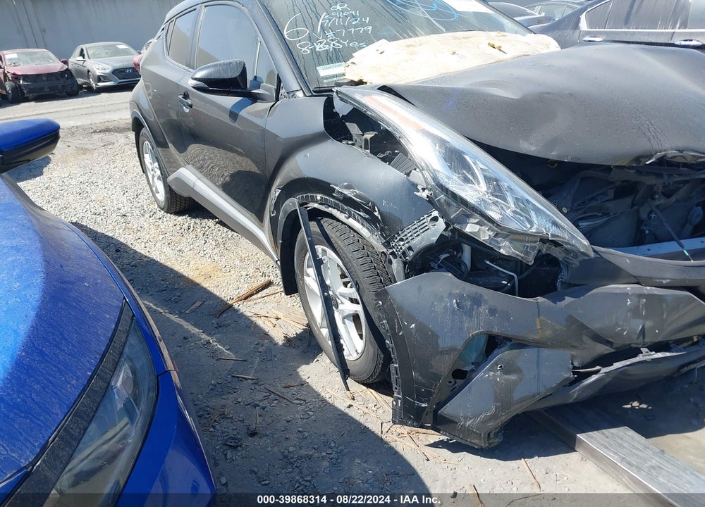 2020 TOYOTA C-HR LE VIN: JTNKHMBX8L1067779