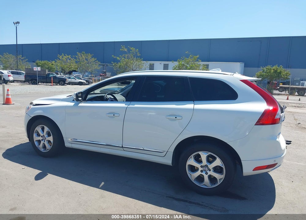 2016 VOLVO XC60 T5 PREMIER VIN: YV4612RK7G2849738