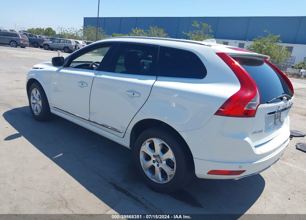2016 VOLVO XC60 T5 PREMIER VIN: YV4612RK7G2849738