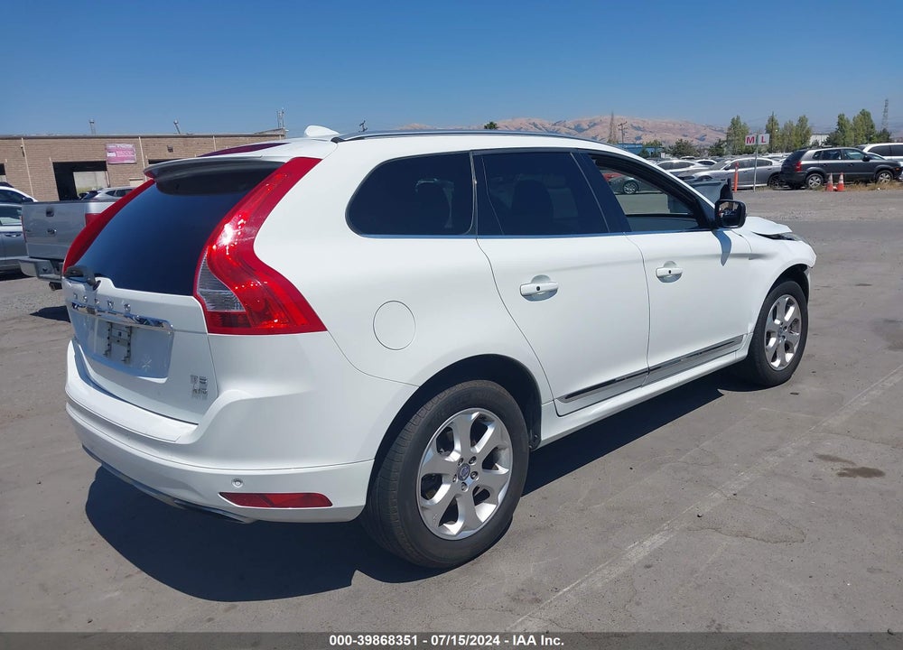 2016 VOLVO XC60 T5 PREMIER VIN: YV4612RK7G2849738