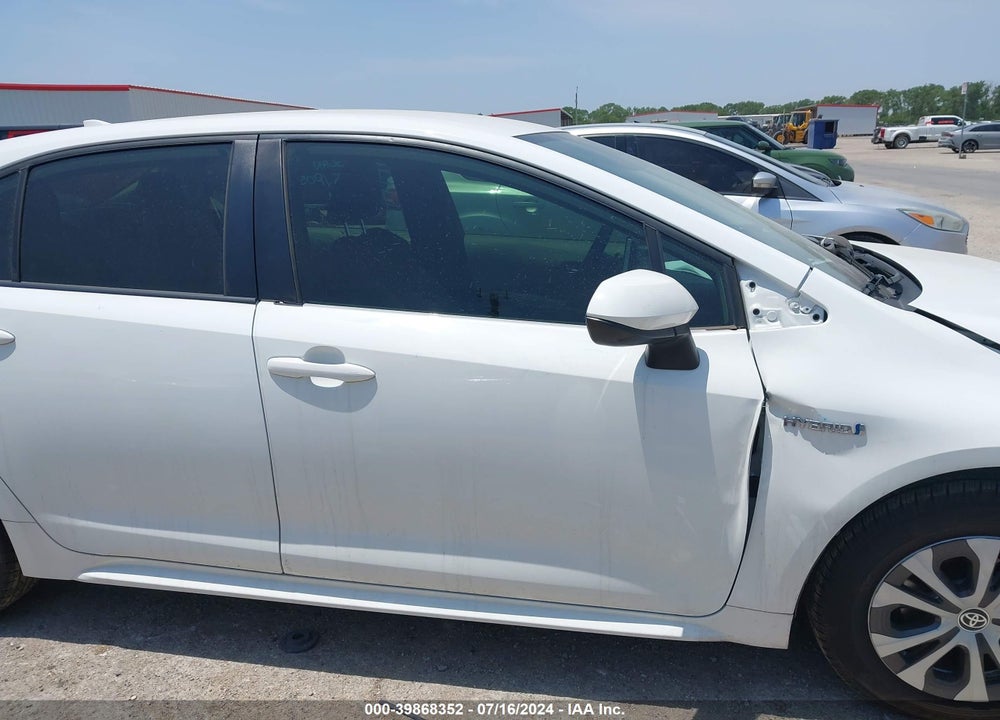 2021 TOYOTA COROLLA HYBRID LE VIN: JTDEAMDE4MJ020056