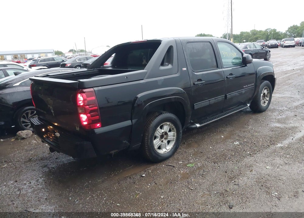 2011 CHEVROLET AVALANCHE 1500 LT1 VIN: 3GNTKFE31BG219049