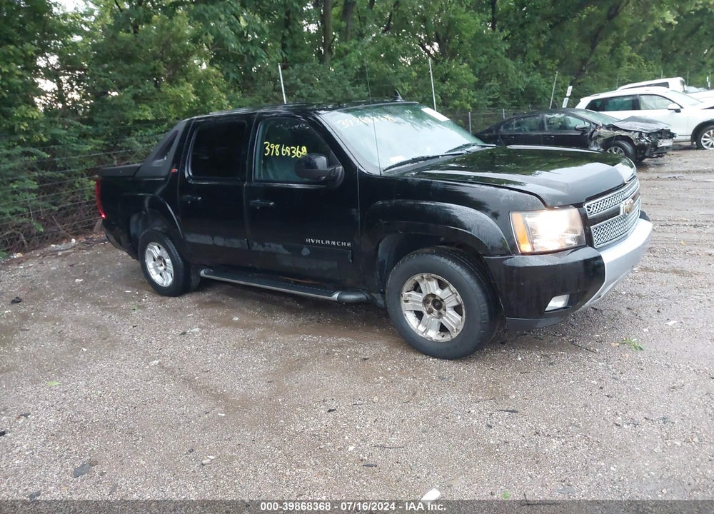 2011 CHEVROLET AVALANCHE 1500 LT1 VIN: 3GNTKFE31BG219049
