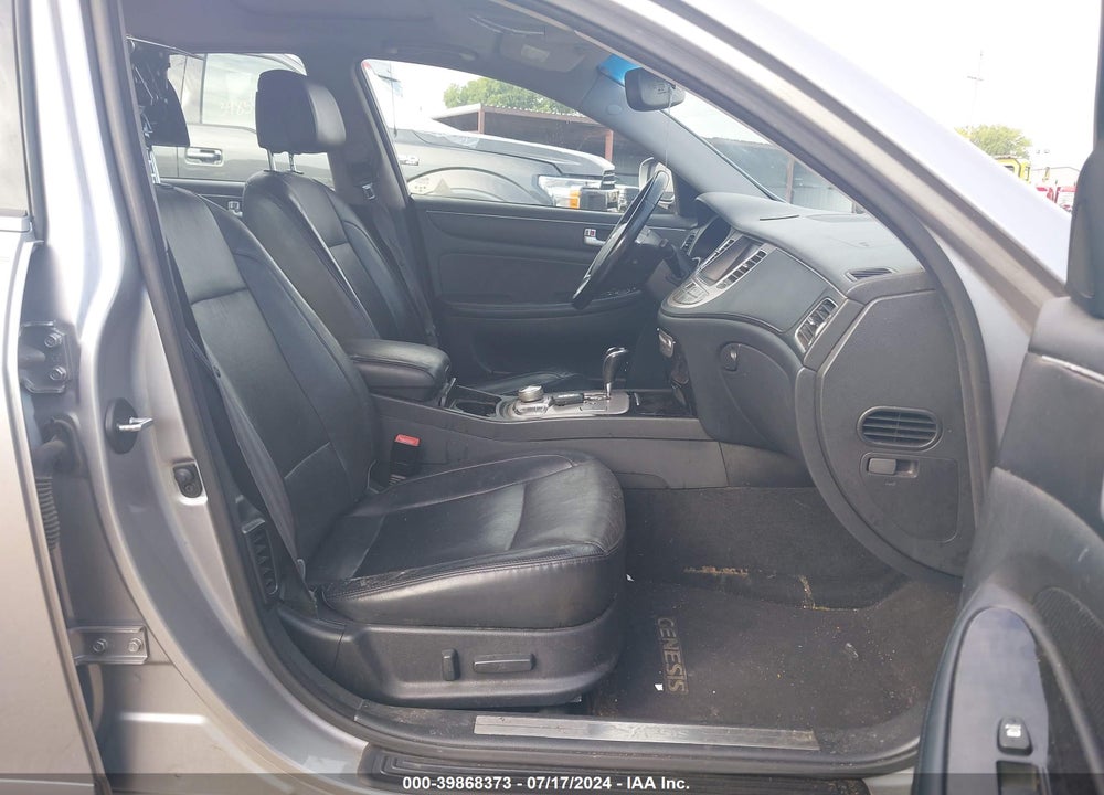 2012 HYUNDAI GENESIS 3.8 VIN: KMHGC4DD2CU169861