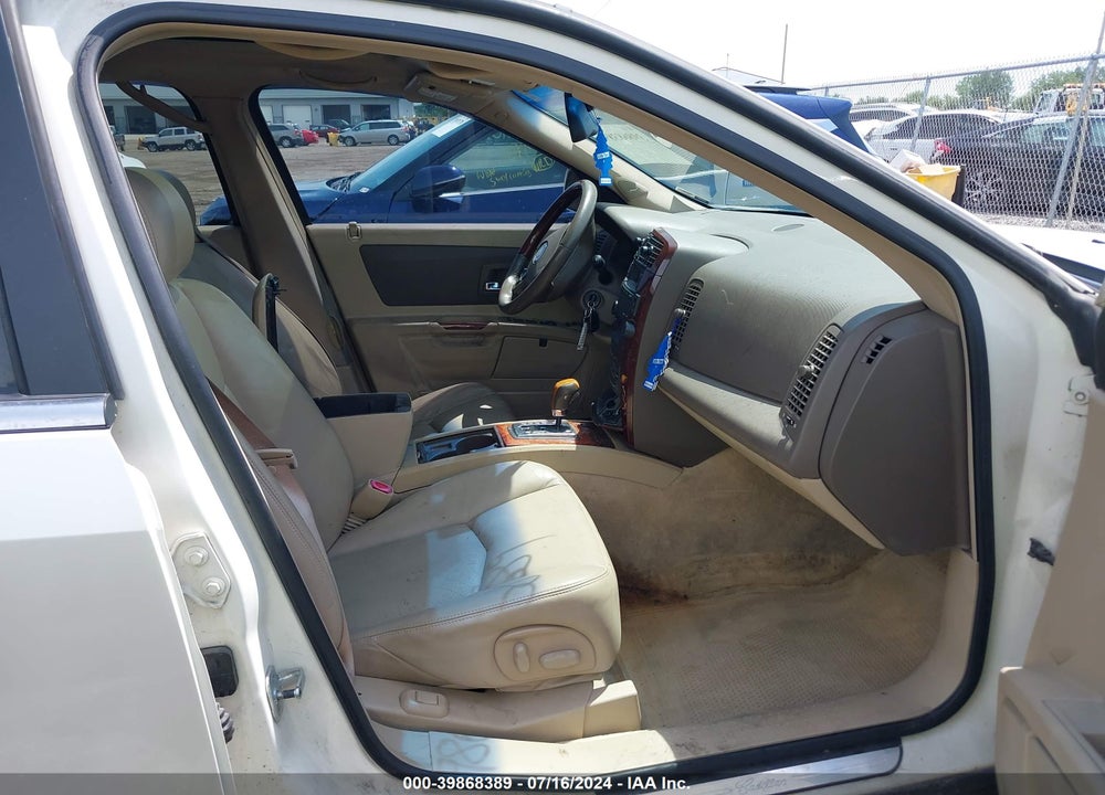 2006 CADILLAC SRX V8 VIN: 1GYEE63A560115694
