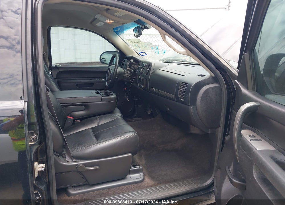 2013 CHEVROLET SILVERADO 1500 LT VIN: 3GCPCSE07DG154037
