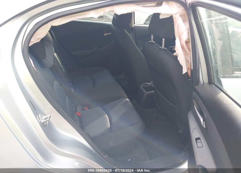 2019 TOYOTA YARIS LE VIN: 3MYDLBYV6KY505765