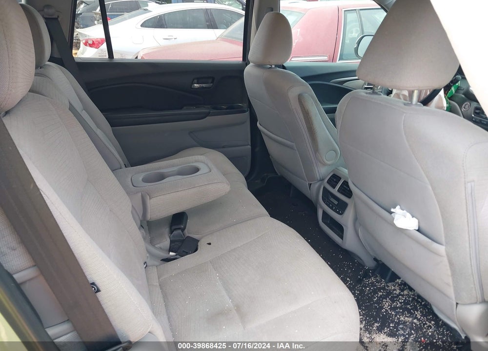2018 HONDA PILOT EX VIN: 5FNYF6H36JB072357